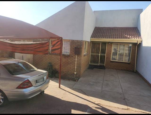 3 BEDROOM HOUSE FOR SALE IN SOSHANGUVE BB